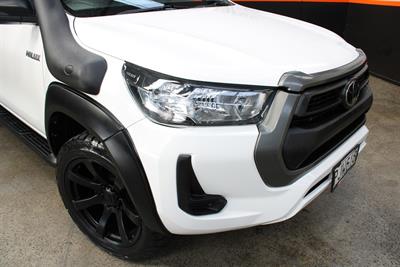 2022 Toyota Hilux - Thumbnail