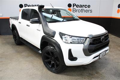 2022 Toyota Hilux - Thumbnail