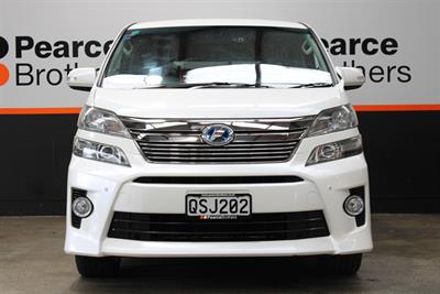 2012 Toyota Vellfire - Thumbnail