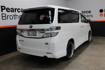 2012 Toyota Vellfire - Thumbnail