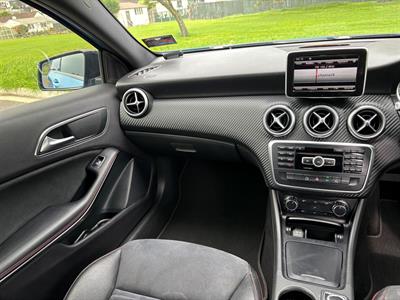 2013 Mercedes-Benz A 180 - Thumbnail