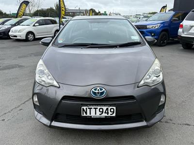 2015 Toyota Aqua - Thumbnail