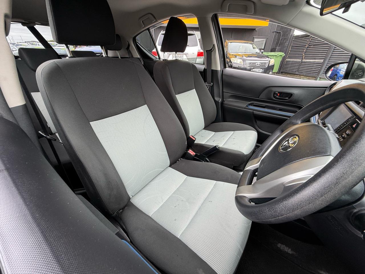 2015 Toyota Aqua