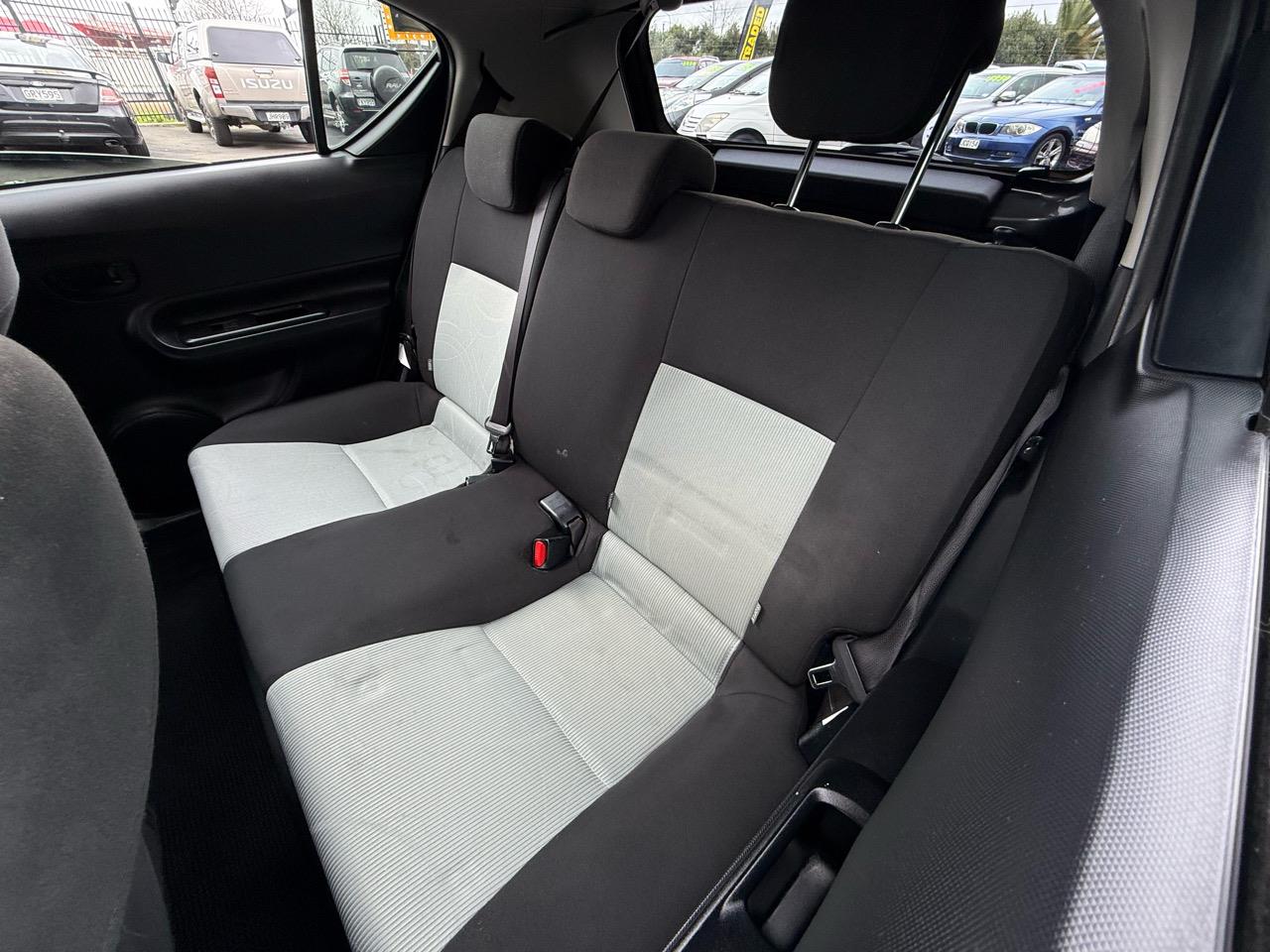 2015 Toyota Aqua