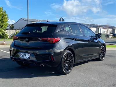 2017 Holden Astra - Thumbnail