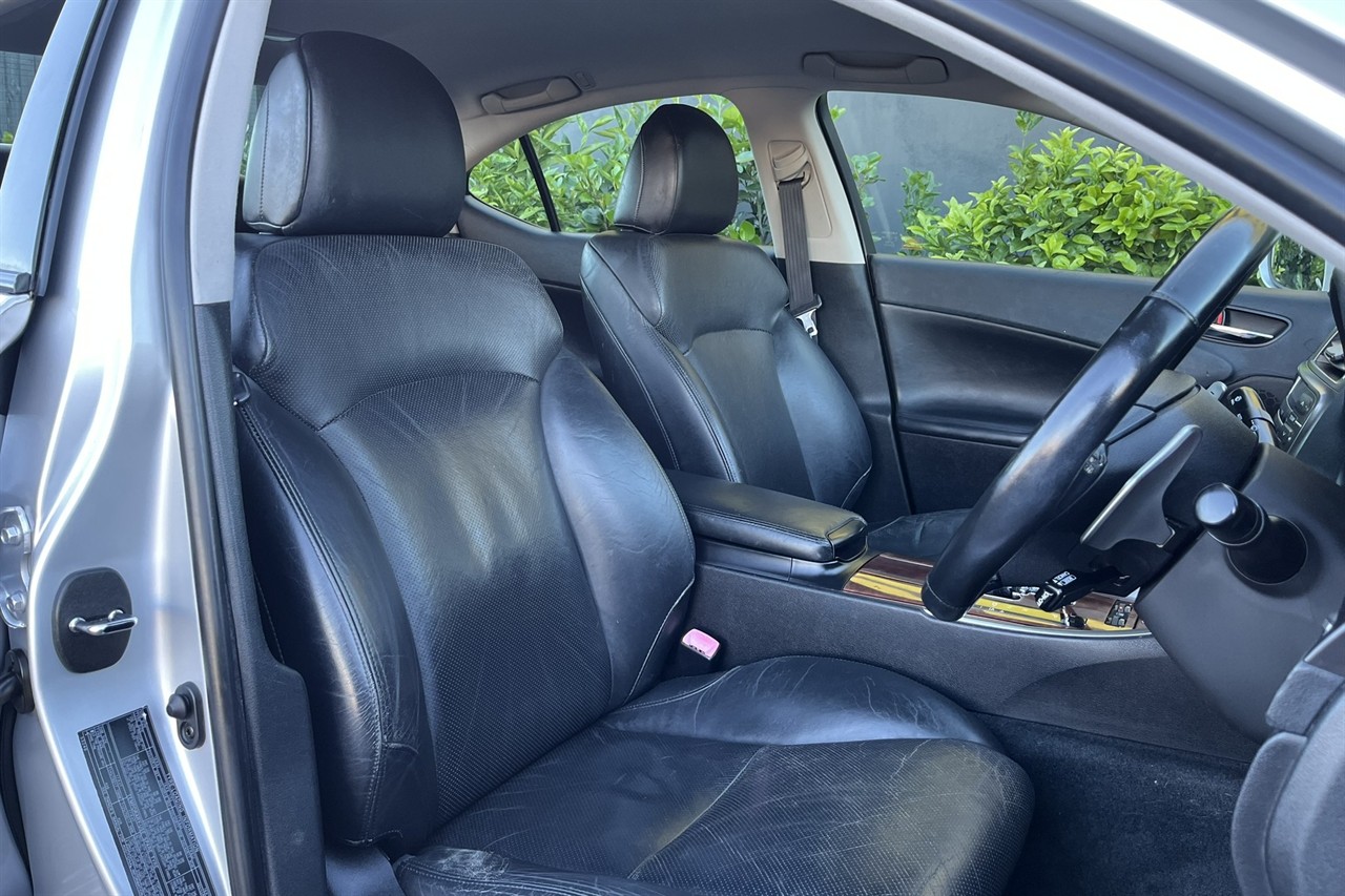 2005 Lexus IS250