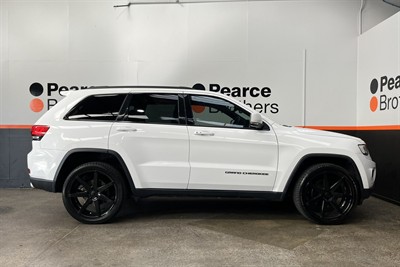 2016 Jeep Grand Cherokee - Thumbnail