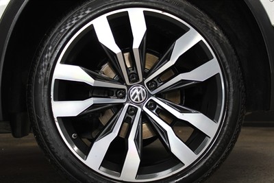 2019 Volkswagen TIGUAN - Thumbnail