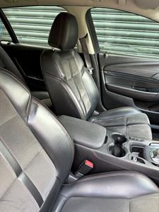 2015 Holden Commodore - Thumbnail