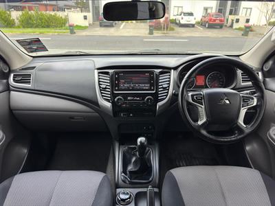 2018 Mitsubishi Triton - Thumbnail