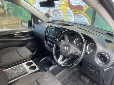 2022 Mercedes-Benz Vito - Thumbnail