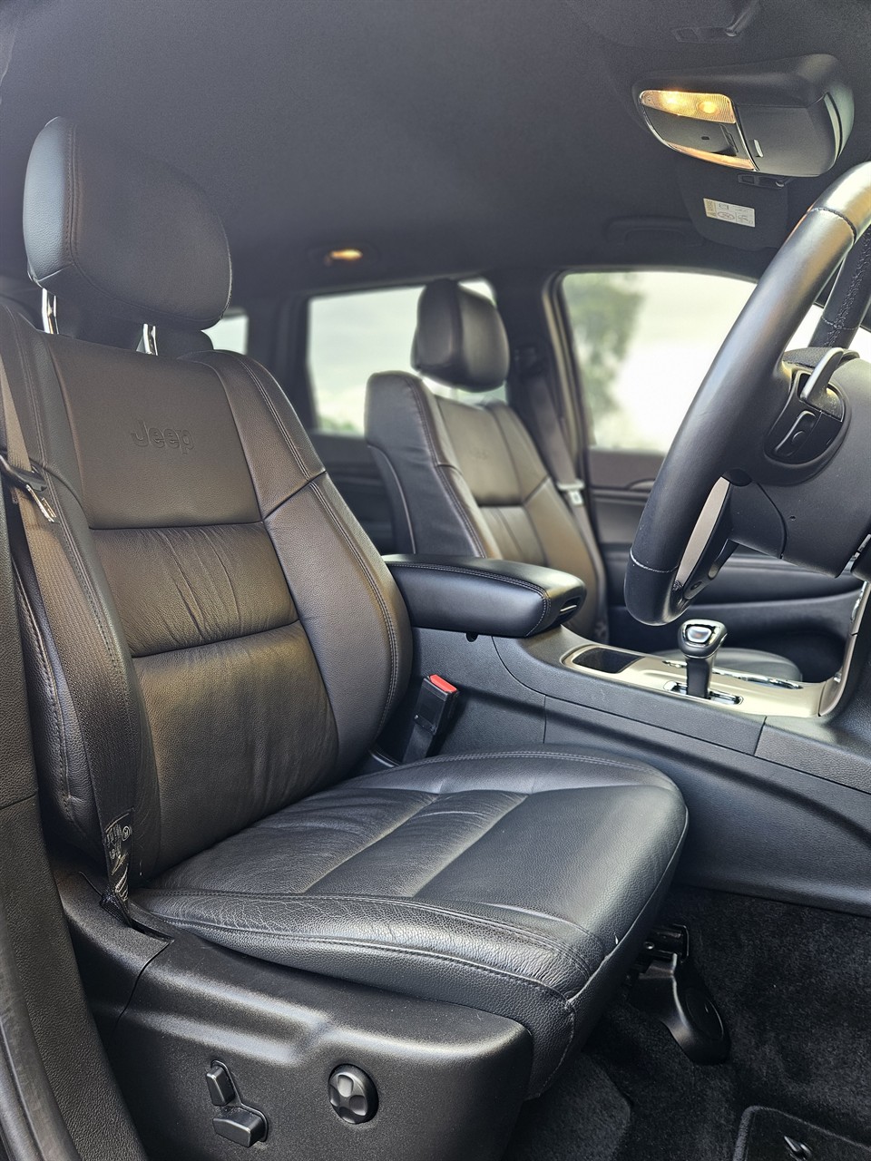 2015 Jeep GRAND CHEROKEE