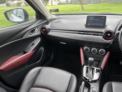2016 Mazda CX-3 - Thumbnail