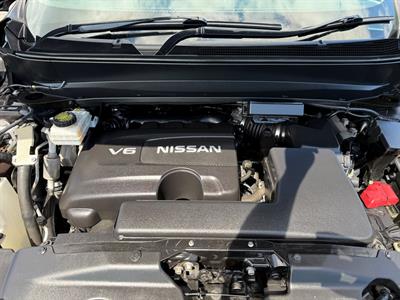 2019 Nissan Pathfinder - Thumbnail