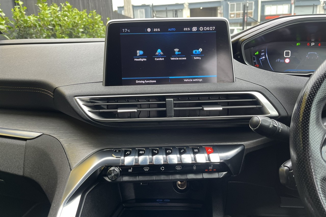 2018 Peugeot 5008