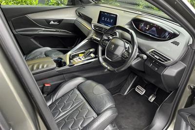 2018 Peugeot 5008 - Thumbnail