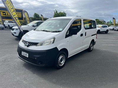 2013 Nissan NV200 - Thumbnail