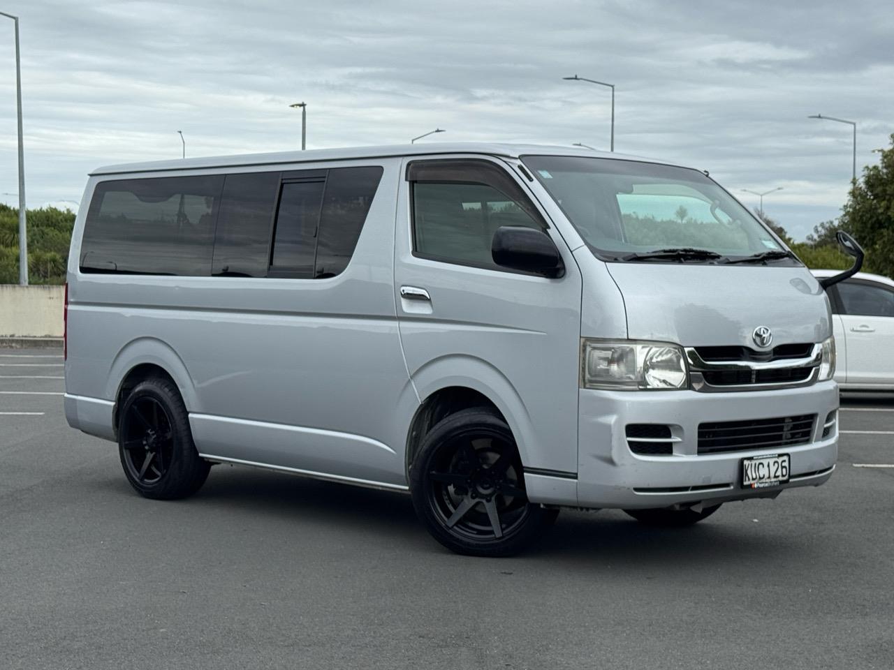 2009 Toyota Hiace