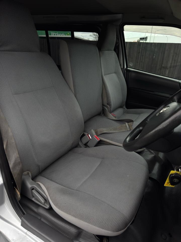 2009 Toyota Hiace