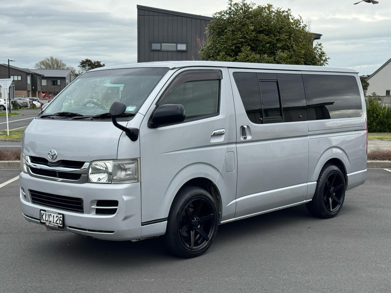 2009 Toyota Hiace