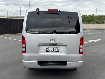 2009 Toyota Hiace - Thumbnail