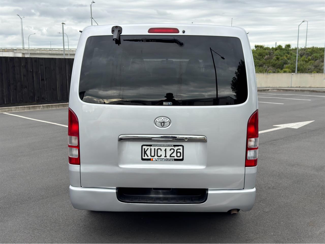2009 Toyota Hiace