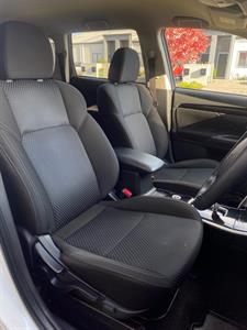 2021 Mitsubishi Outlander - Thumbnail