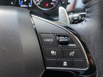 2021 Mitsubishi Outlander - Thumbnail