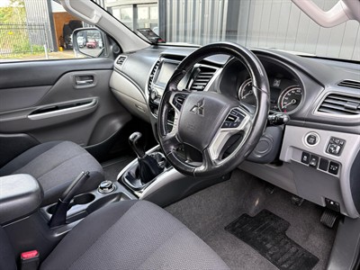 2018 Mitsubishi Triton - Thumbnail