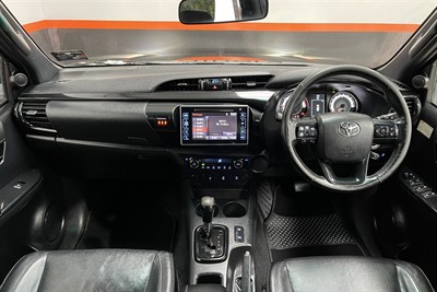 2018 Toyota Hilux - Thumbnail