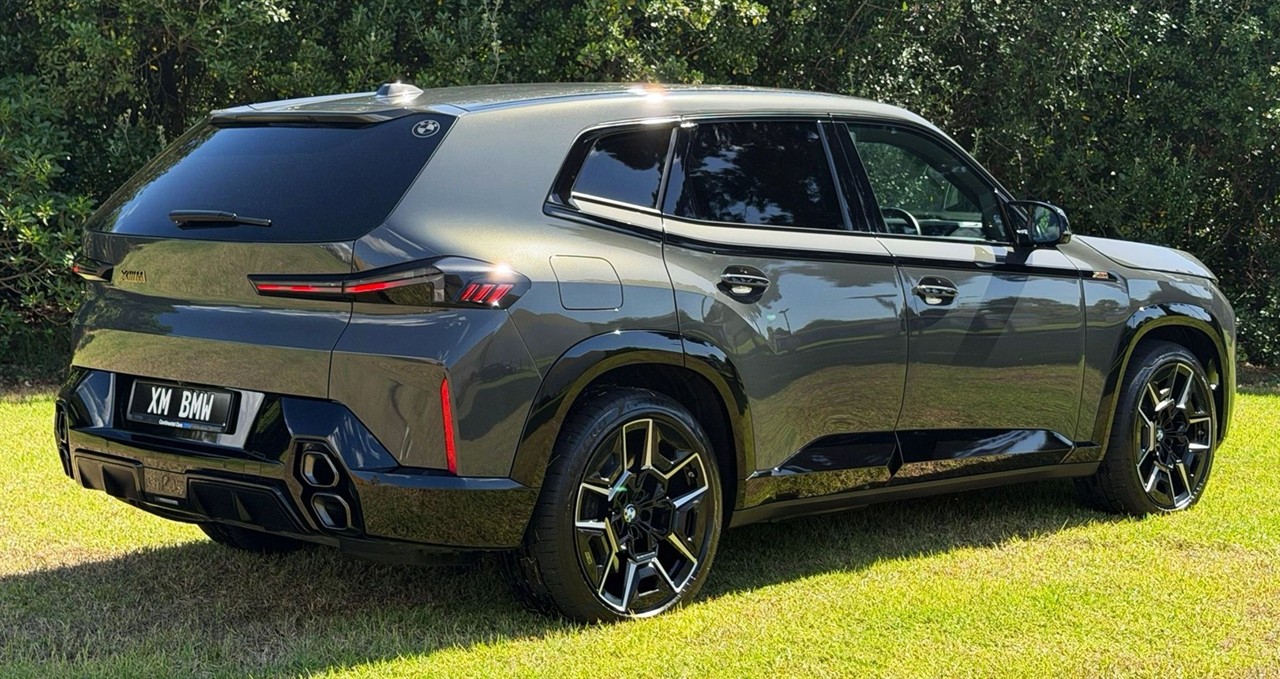 2023 BMW XM