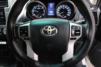 2010 Toyota Landcruiser Prado - Thumbnail