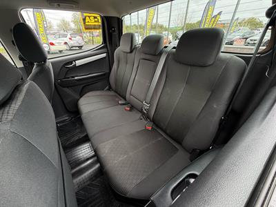 2019 Isuzu D-Max - Thumbnail