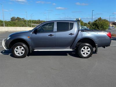 2009 Mitsubishi Triton - Thumbnail