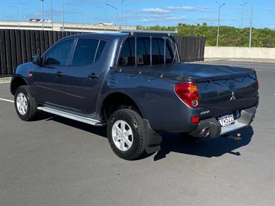 2009 Mitsubishi Triton - Thumbnail