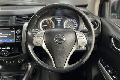 2018 Nissan Navara - Thumbnail