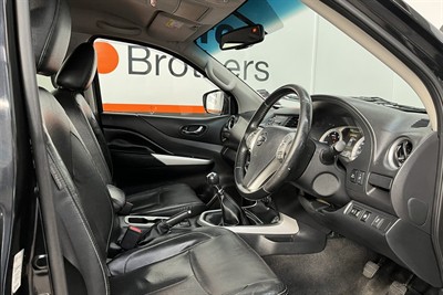 2018 Nissan Navara - Thumbnail