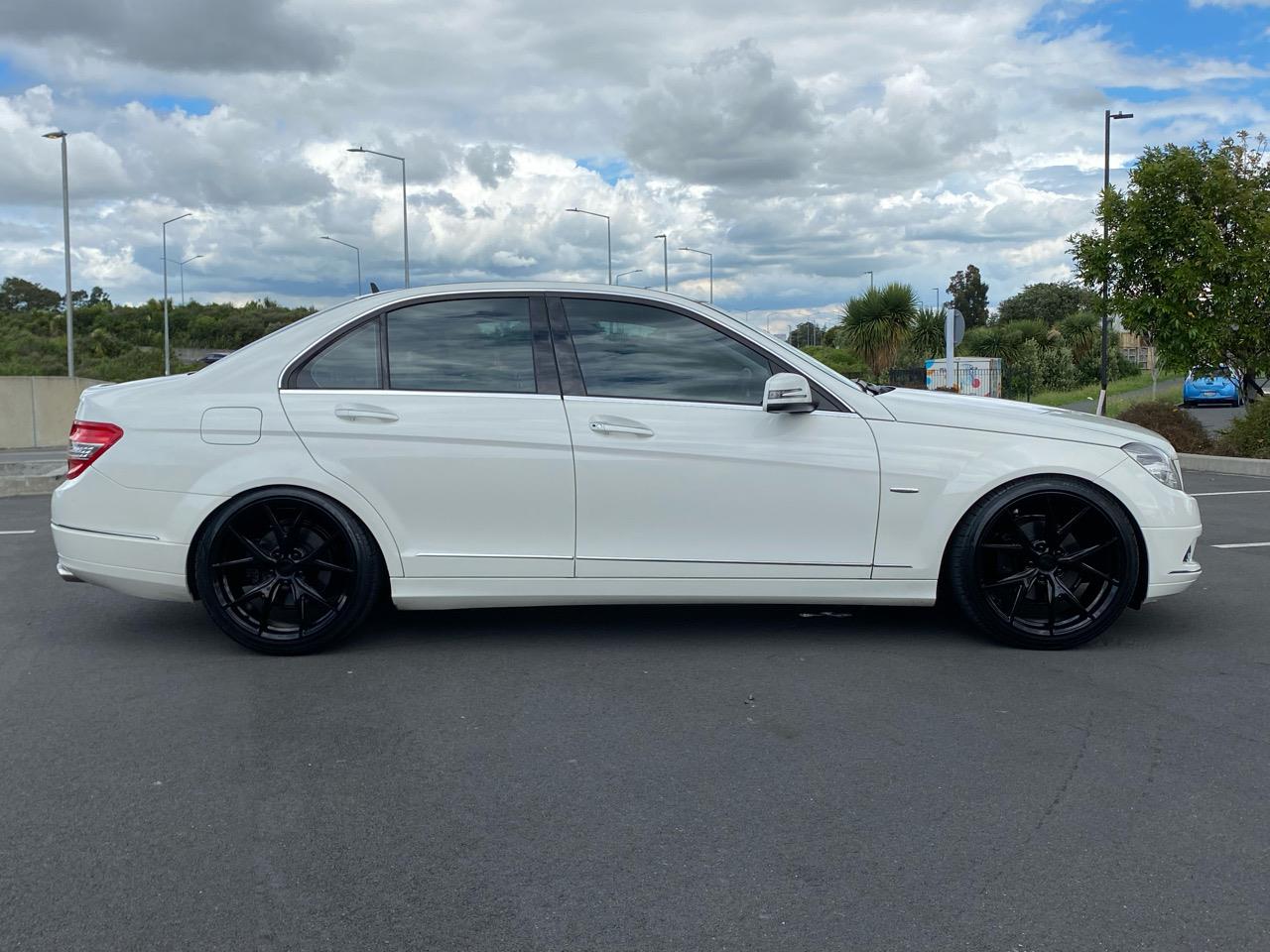 2010 Mercedes-Benz C300