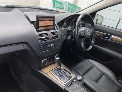 2010 Mercedes-Benz C300 - Thumbnail