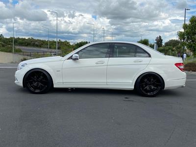 2010 Mercedes-Benz C300 - Thumbnail