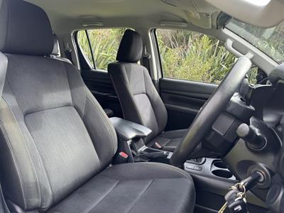 2019 Toyota Hilux - Thumbnail