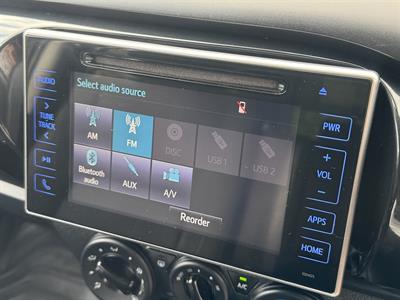 2019 Toyota Hilux - Thumbnail