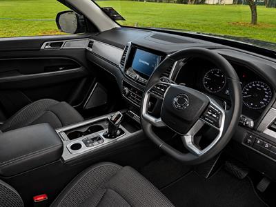 2022 Ssangyong Rexton - Thumbnail