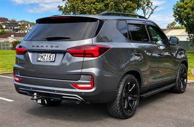 2022 Ssangyong Rexton - Thumbnail