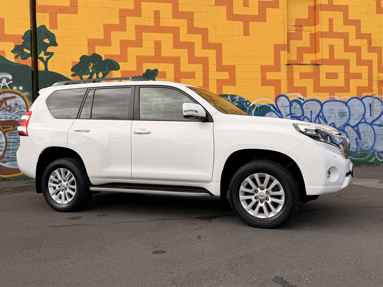 2017 Toyota Land Cruiser Prado