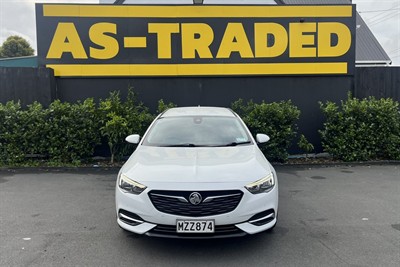 2020 Holden Commodore - Thumbnail
