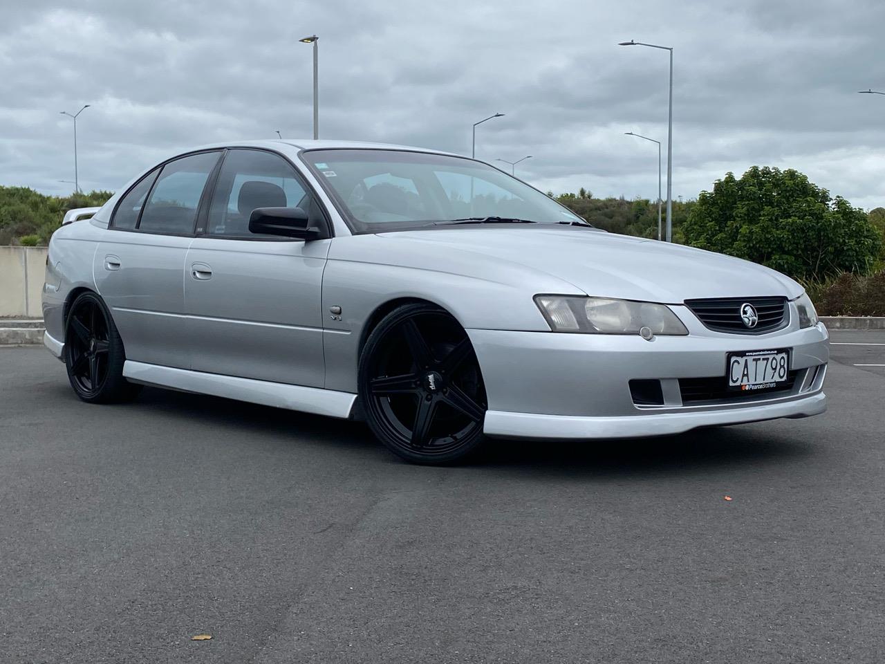 2004 Holden Commodore