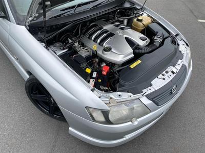 2004 Holden Commodore - Thumbnail