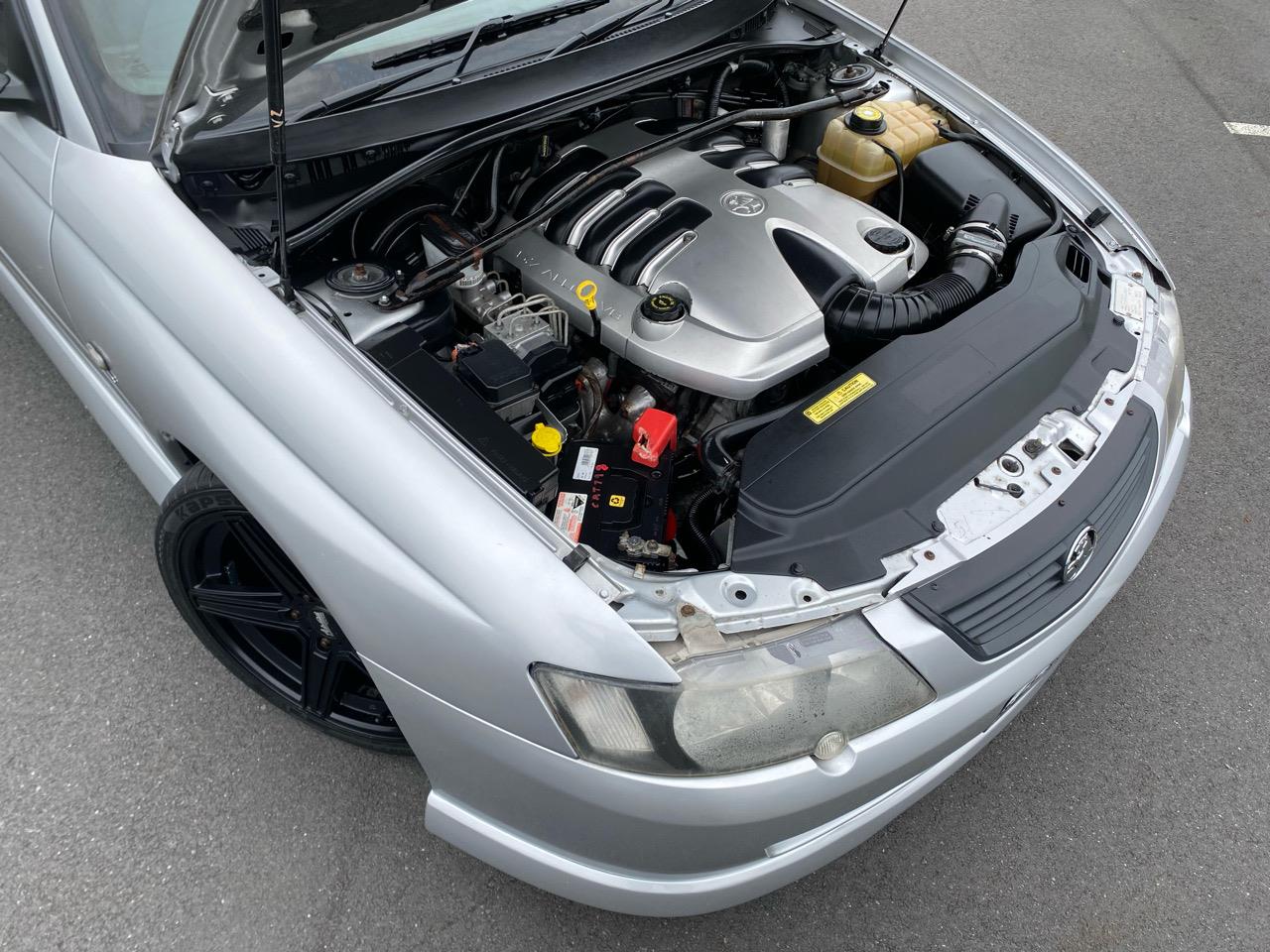 2004 Holden Commodore