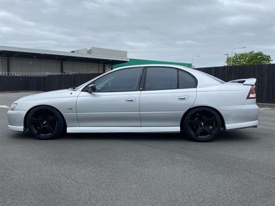 2004 Holden Commodore - Thumbnail